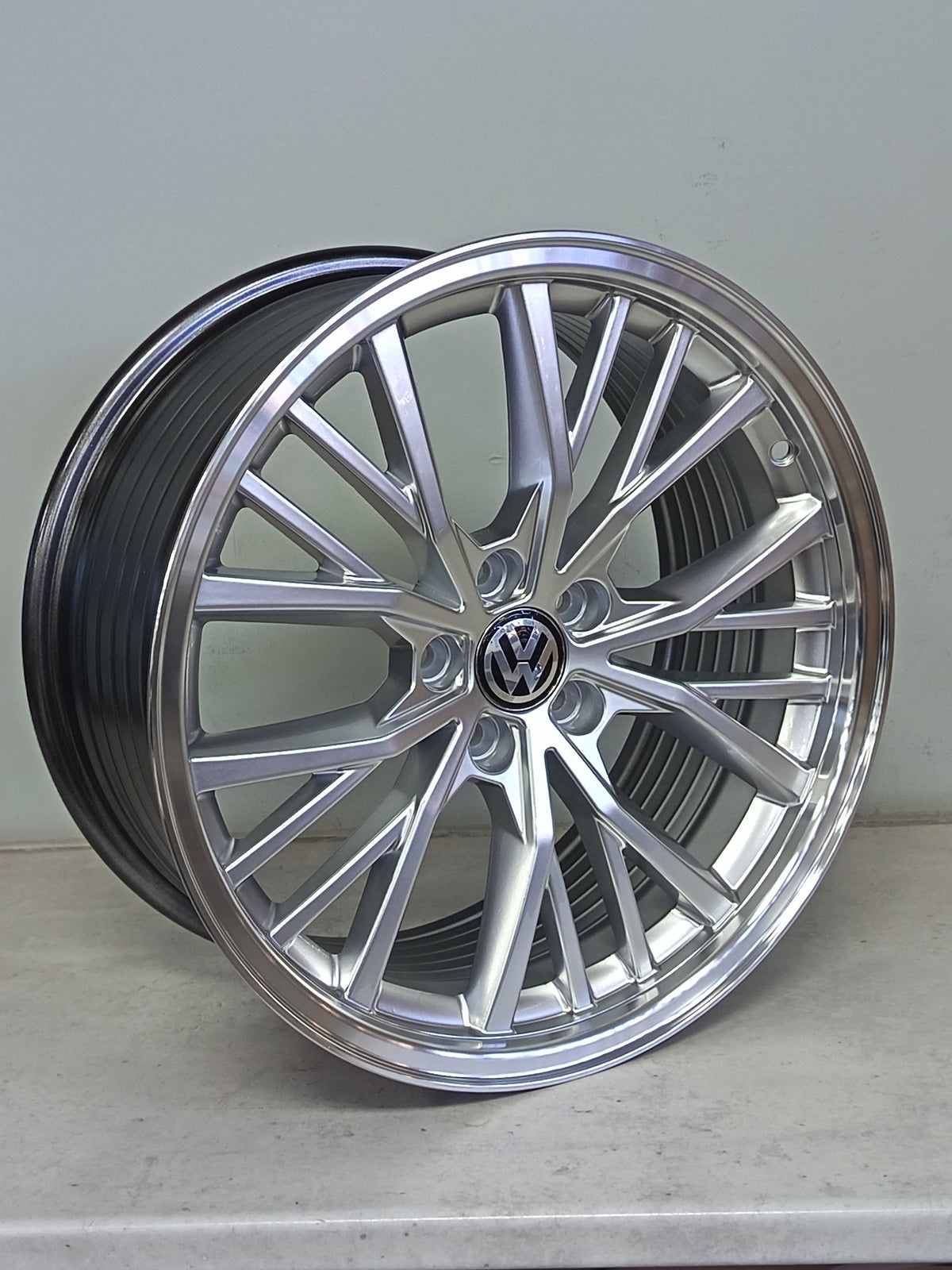 17" ZAXX XP24050 (17X8/5-100) HS ET29 VW