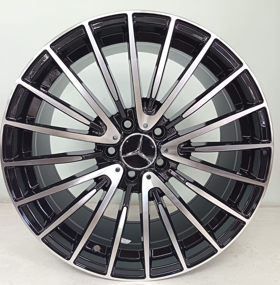 18" ZAXX 182001HB (18X8.5/5-112) MERC