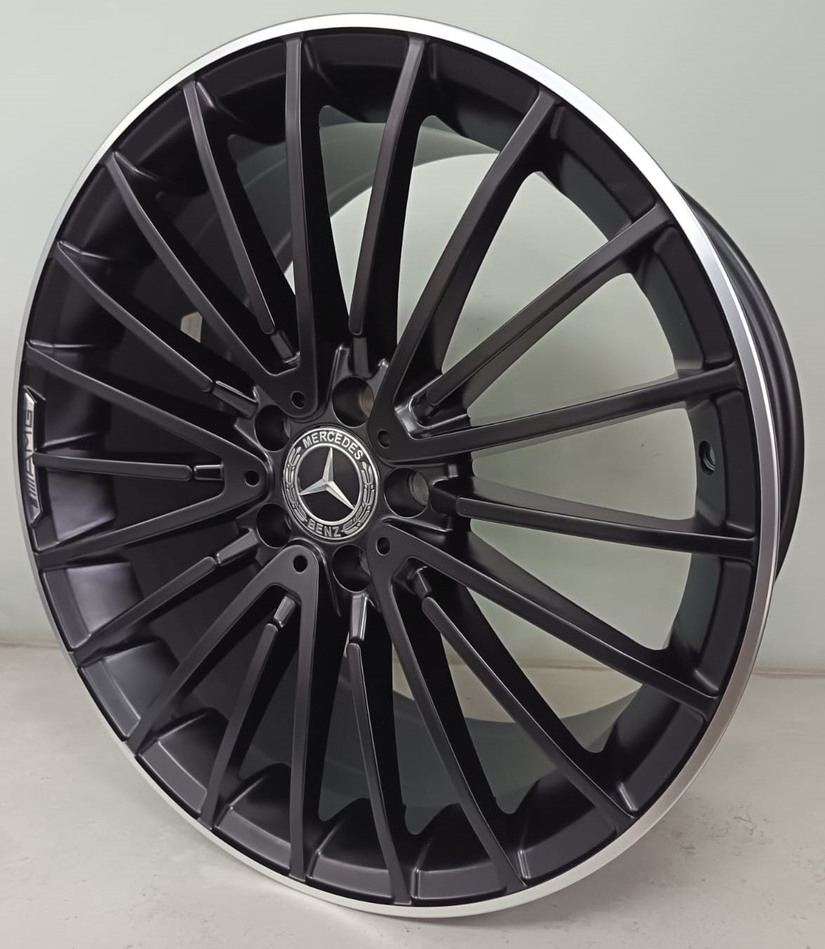 19" SSQ SS235 (19X8.5/9.5/5-112) MERC N/W