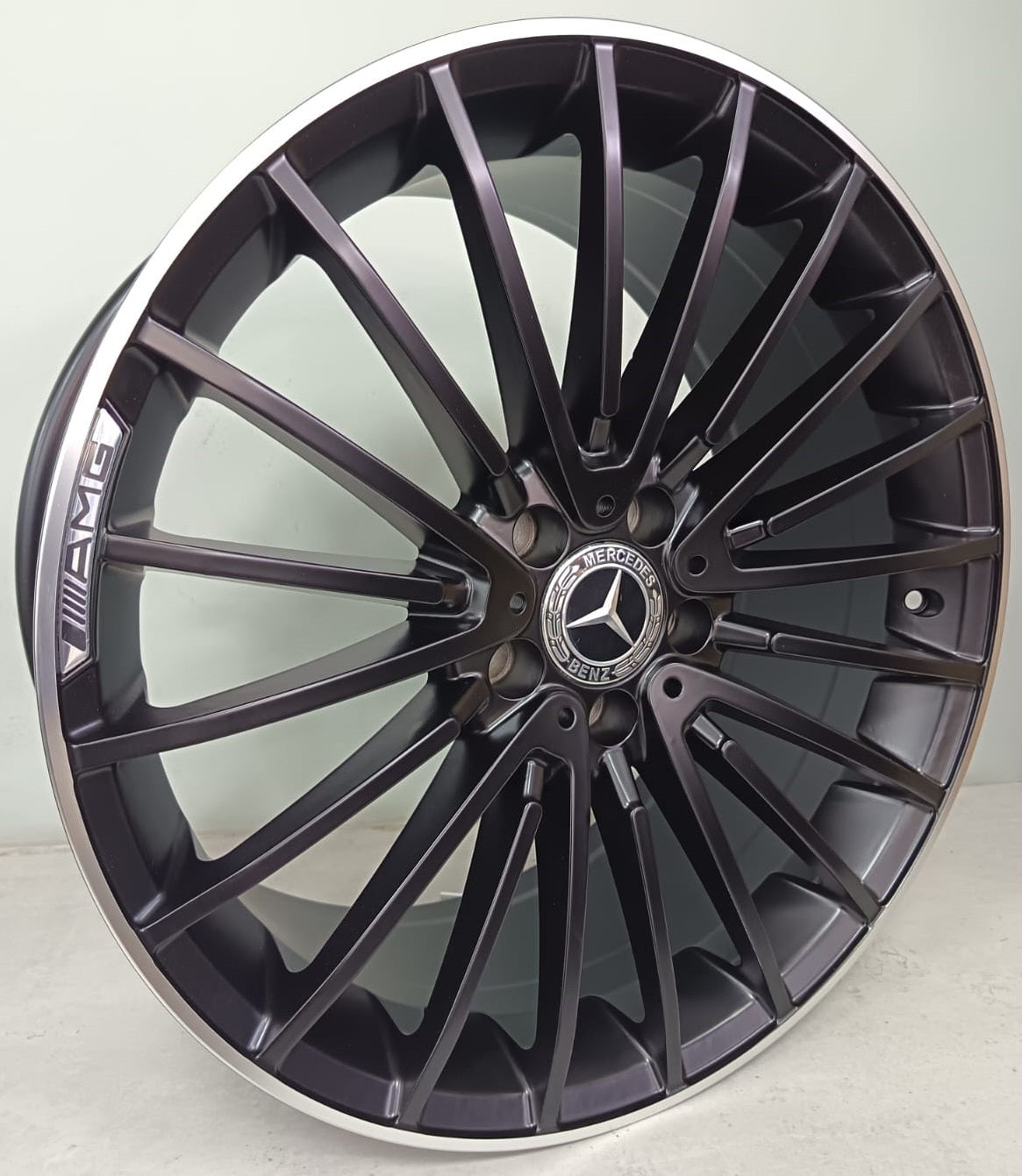19" SSQ SS235 (19X8.5/9.5/5-112) MERC N/W