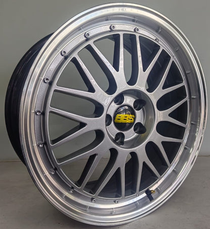 18" NDT OTA074 (18X8J/5-100) ET40 HBLK+MLIP BBS