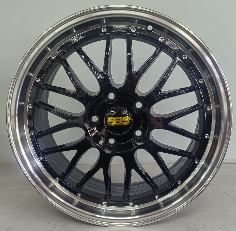 18" NDT OTA112 (18X8J/5-120) ET35 BLK+MLIP BBS