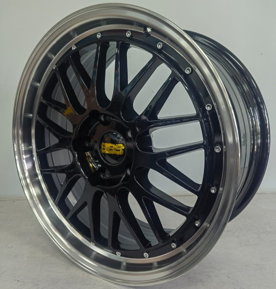 18" NDT OTA112 (18X8J/5-120) ET35 BLK+MLIP BBS