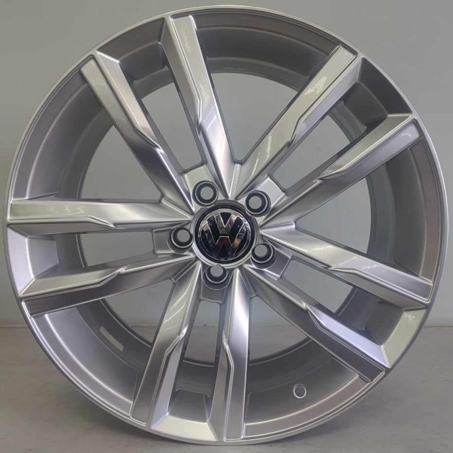 17" CONCEPT F265274 (17X7.5J/5-100) ET35 SILVER VW