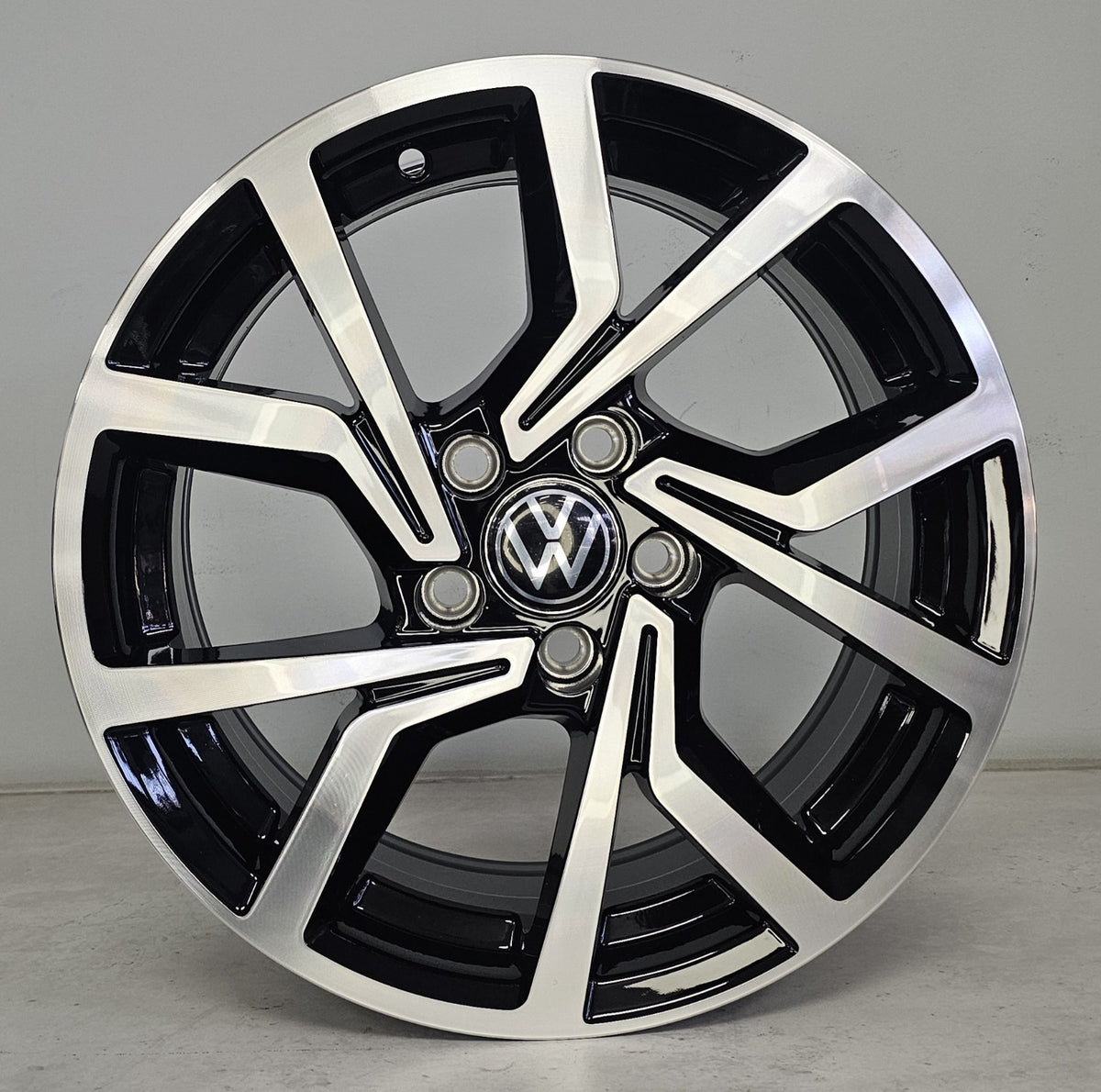 14" TWC SLT01359 (14X6J/5-100) BMF ET35 VW